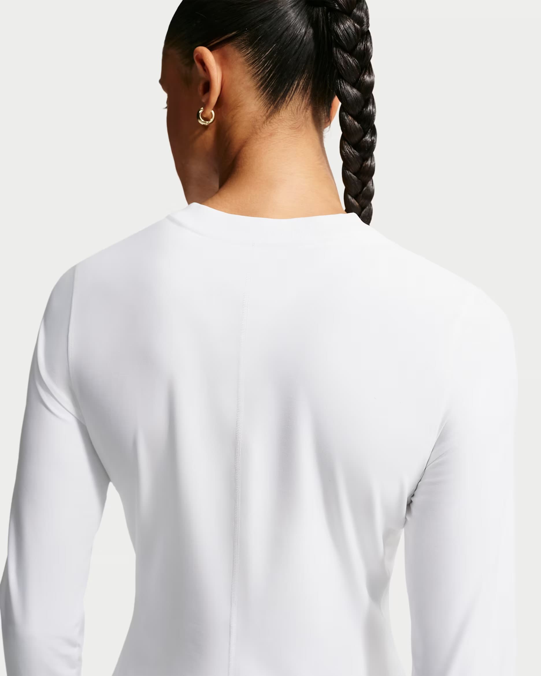 تی شرت تنیس زنانه نایک Nike Court Advantage Dri-FIT – سفید — تصویر ۳