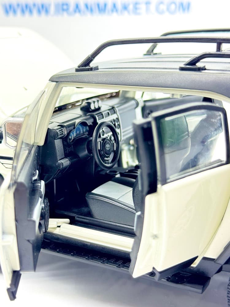 ماکت ماشین فلزی تویوتا اف جی کروز (Toyota Fj Cruiser) چه ژی 1.24 — تصویر ۴