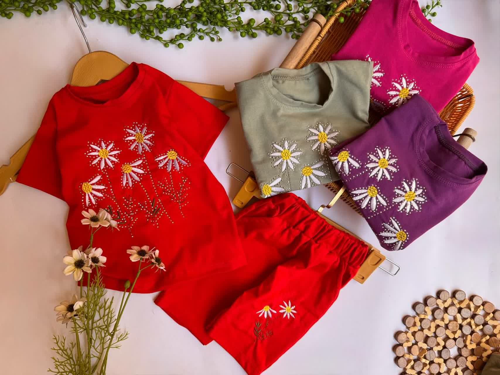 تیشرت شلوارک گلدوزی نگین 🌺