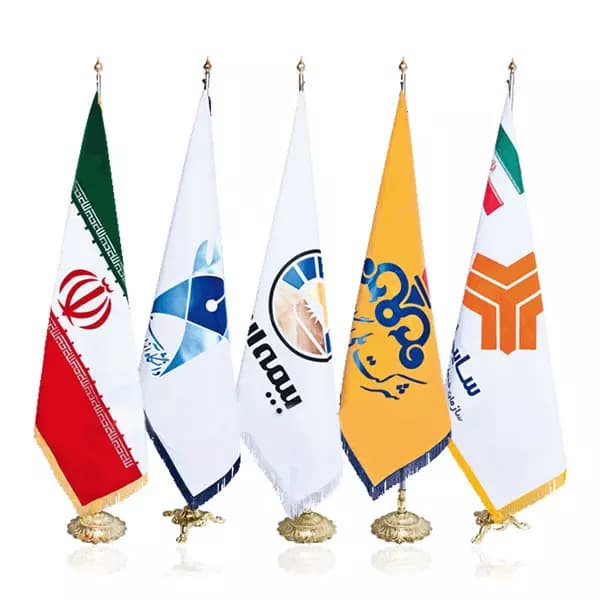 پرچم ایستاده با ریشه