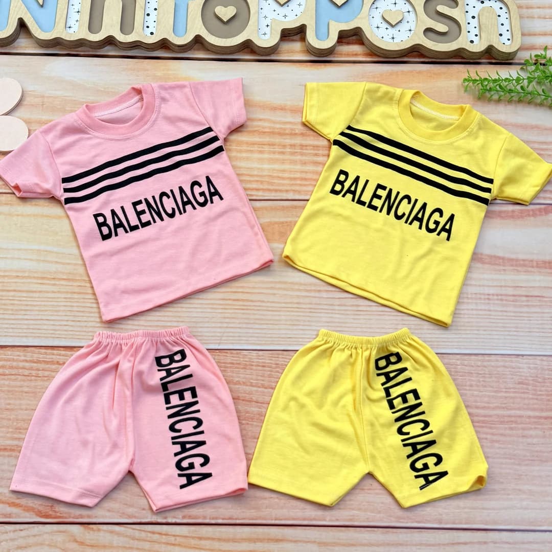 ست تیشرت شلوارک Balenciaga بچگانه — تصویر ۴