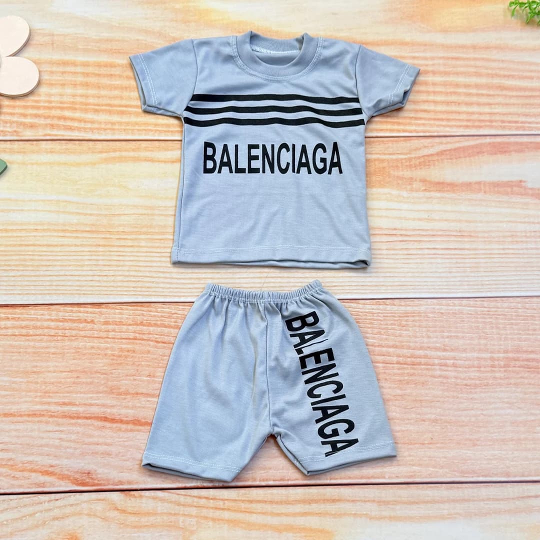 ست تیشرت شلوارک Balenciaga بچگانه — تصویر ۲