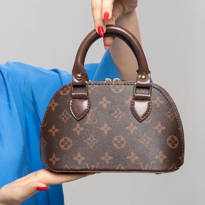 کیف زنانه لویی ویتون قهوه‌ای کد KIFZ35 + مدل دستی و دوشی کاربردی