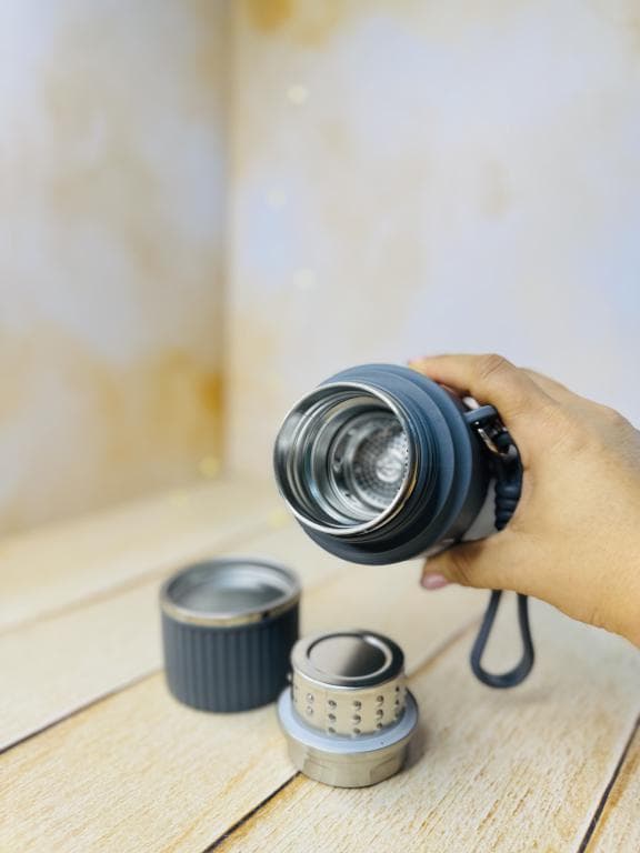 فلاسک استیل در لیوانی 700 میلی لیتر JK مدل Fashion Cup کد 3437 — تصویر ۴