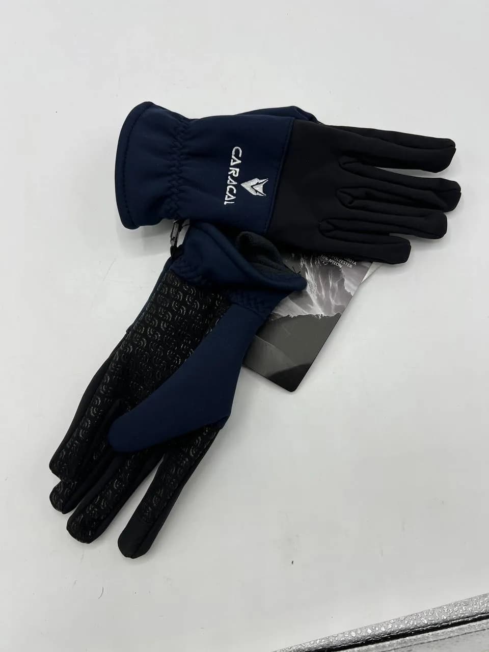 دستکش طبیعت‌گردی CARACAL Wind Stopper — تصویر ۲