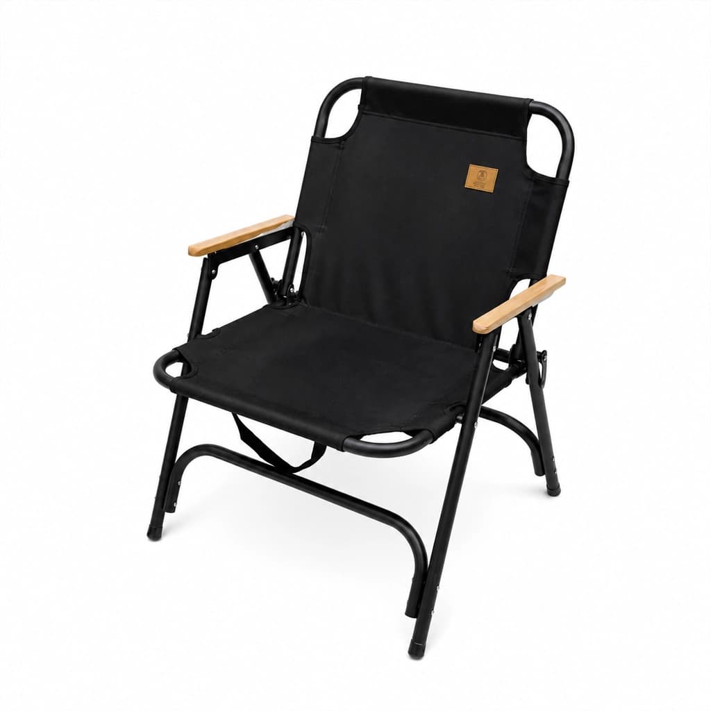 صندلی کمپینگ تاشو چوبی مونته آدلمو مدل کرمیت (Kermit Chair) با دسته‌های راش، نشیمن پهن و طراحی کلاسیک