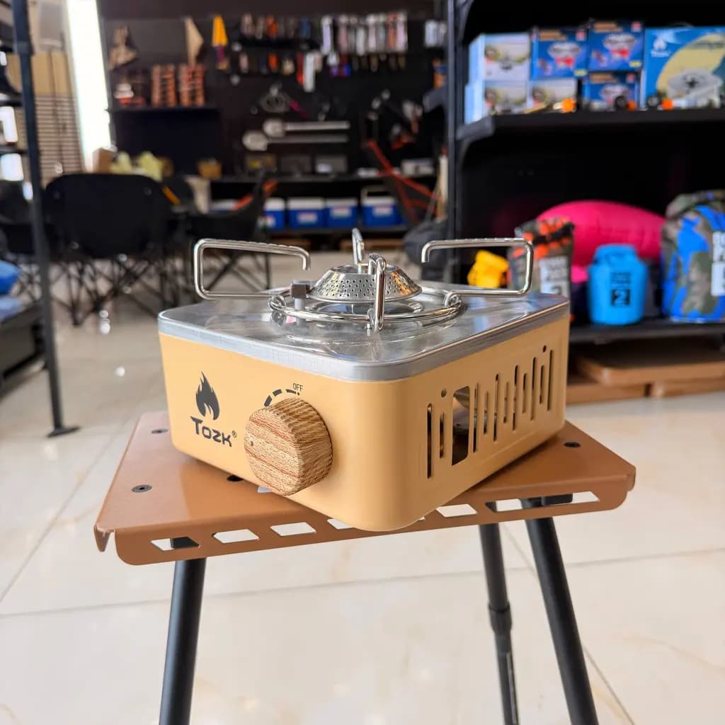 اجاق گاز کمپینگ برند Tozk مدل تکشعله با ولوم چوبی و کیف حمل — تصویر ۳