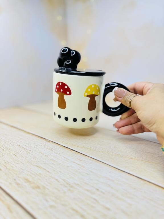 ماگ فانتزی در برجسته سرامیکی طرح قارچ کد 3267 — تصویر ۵