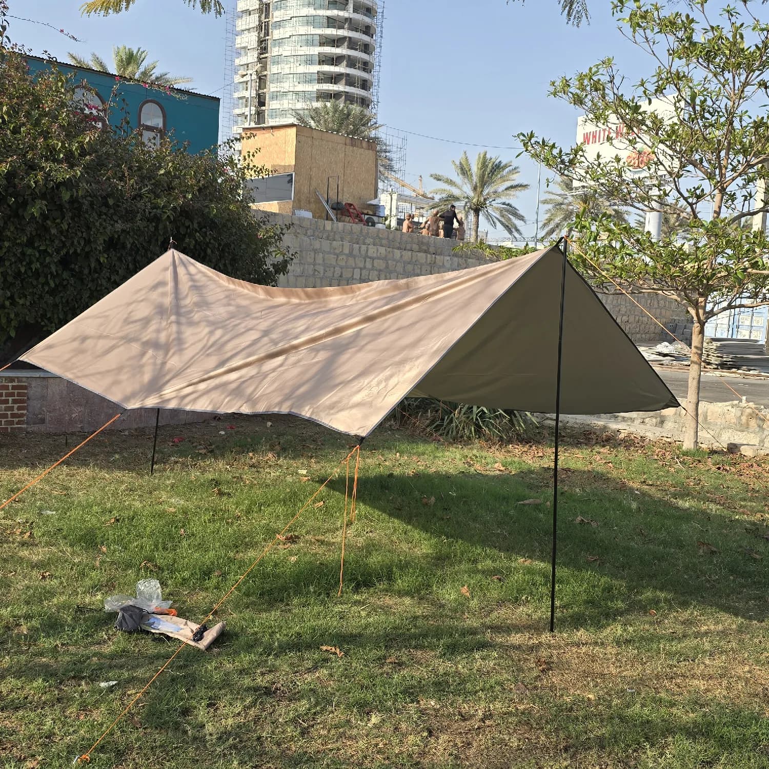 سایه بان مسافرتی تیرک دار تارپ پایه دار سایز 3×3 — تصویر ۵