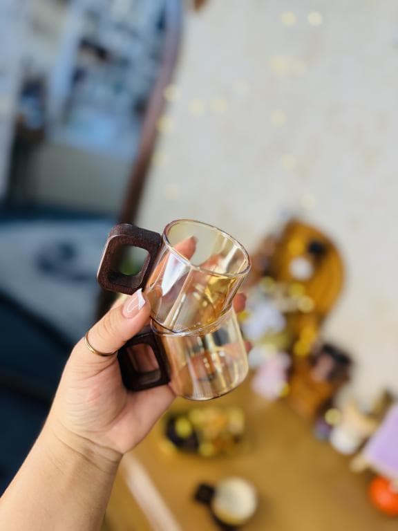 شات قهوه پیرکس دسته چوبی کد 3230 — تصویر ۵