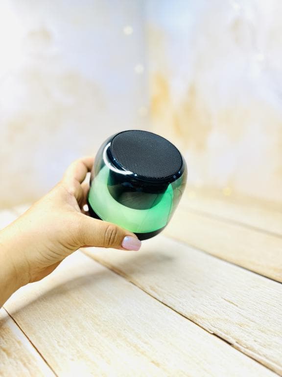 اسپیکر رو میزی بلوتوثی با نور RGB قابل حمل DZ-018 کد 3228 — تصویر ۶