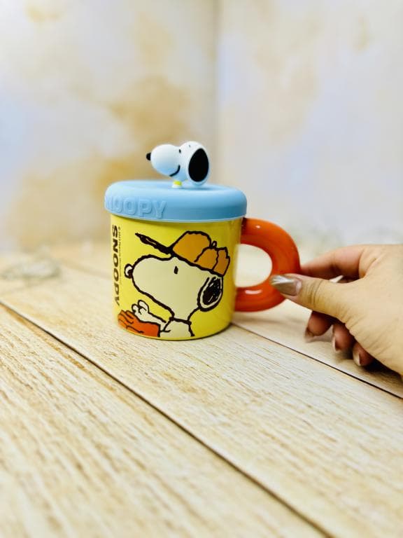 ماگ فانتزی اسنوپی درب سیلیکونی رنگی کد3131 — تصویر ۳
