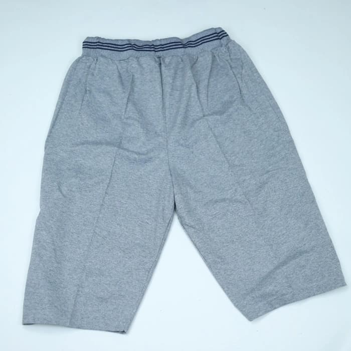 شلوارک مردانه آدیداس قواره بلند طوسی تیره — تصویر ۴