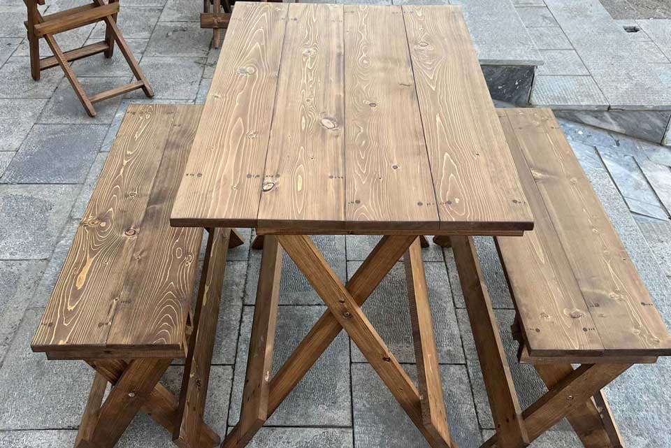 میز و صندلی تاشو چوبی چهار نفره نیمکتی ساده — تصویر ۲