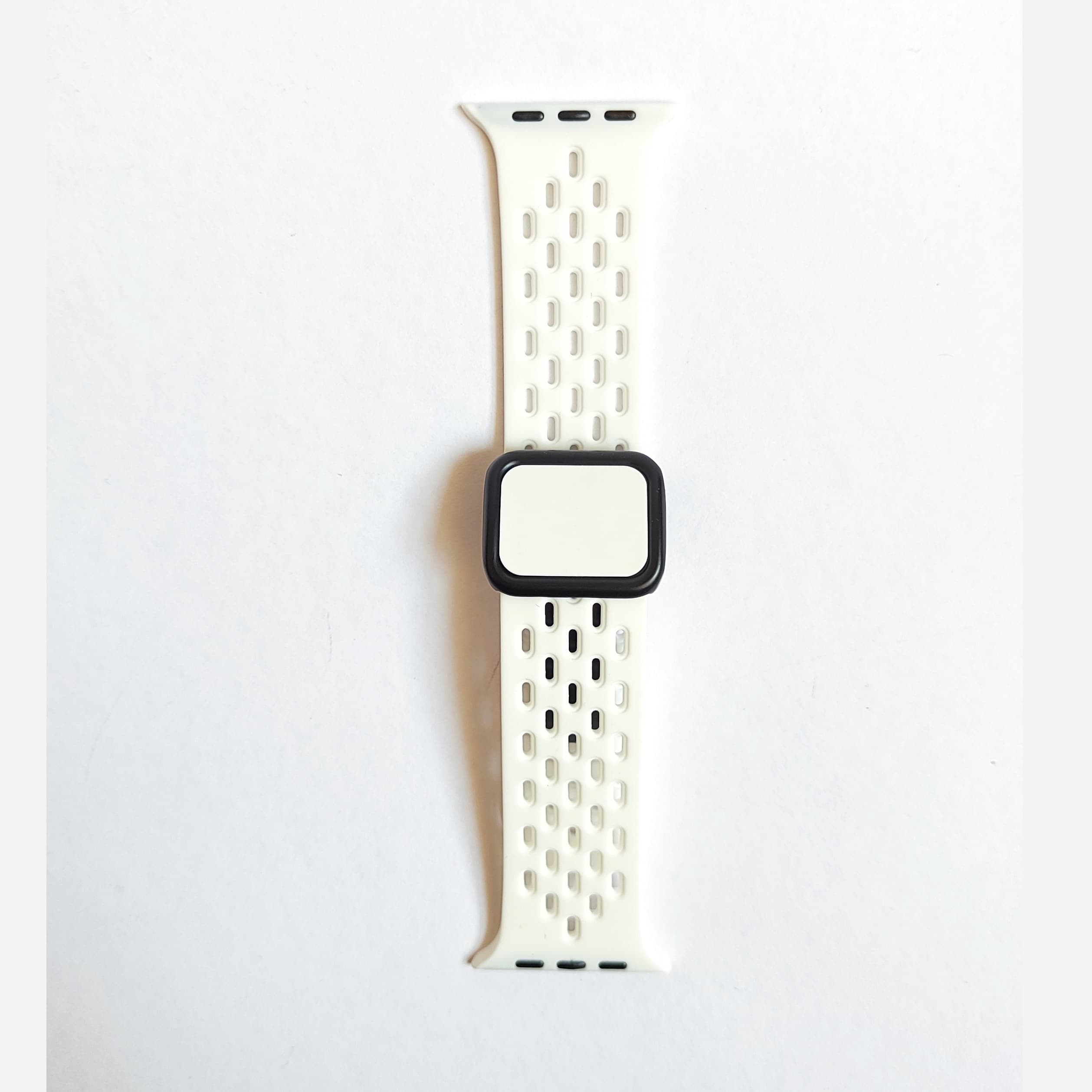 بند Holes watch رنگ نوک سفید