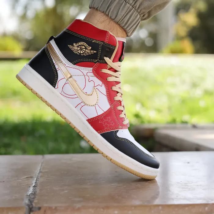 کتونی مردانه نایک ایر جردن 1 مشکی قرمز Air Jordan — تصویر ۲