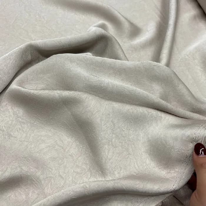 پارچه لیوسل سیلک تکسچر رنگ شیری — تصویر ۵