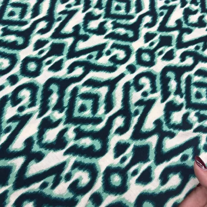 کرپ نخ گرم بالا طرحدار رنگ سبز و سفید — تصویر ۲