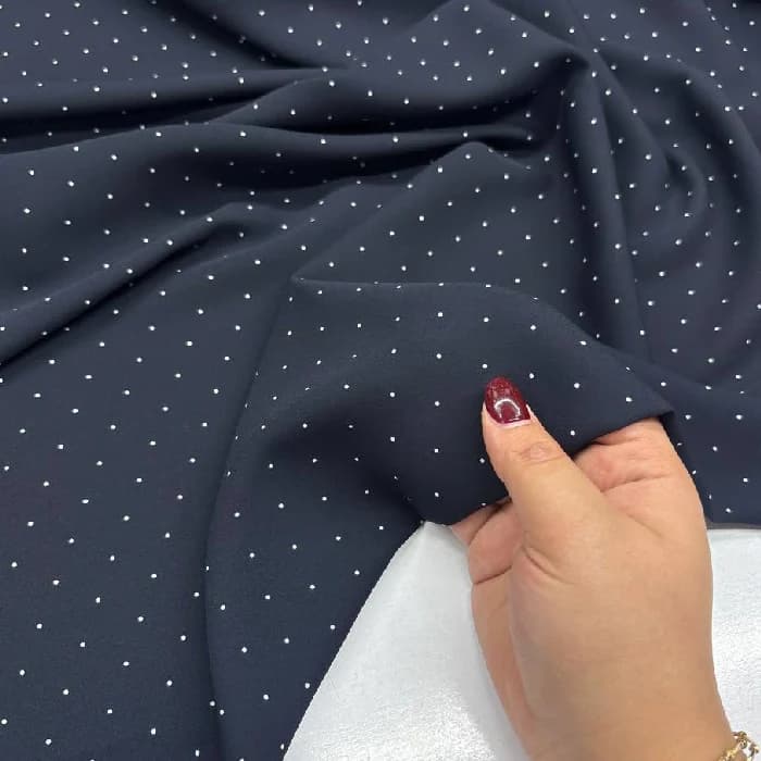 کرپ حریر گرم بالا خال خالی رنگ سورمه ای خال سفید ریز — تصویر ۲