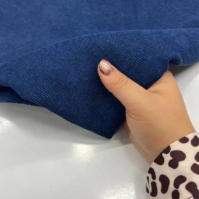 ‎مخمل کبریتی ریز رنگ آبی تیره — تصویر ۳