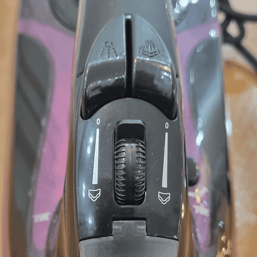 اتو بخار آزور مدل AZ-102SI — تصویر ۳
