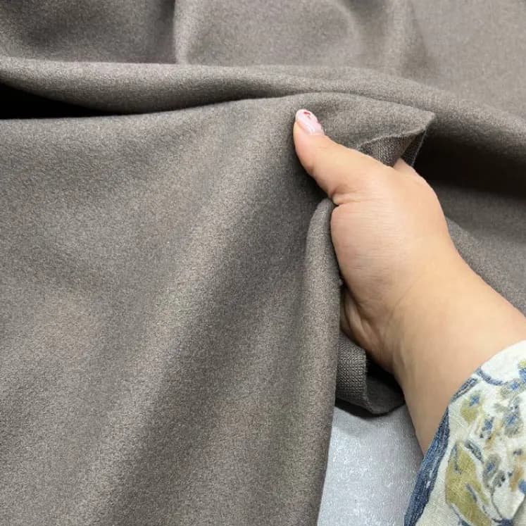 فوتر درجه یک رنگ خاکی — تصویر ۲