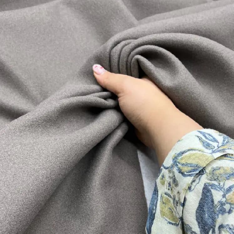 فوتر درجه یک رنگ خاکی — تصویر ۳
