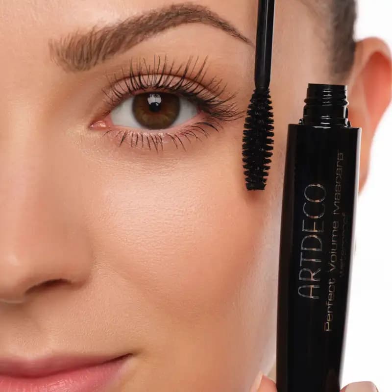 ریمل حجم دهنده و ضد آب آرت دکو مدل Perfect Volume Mascara Waterproof — تصویر ۴