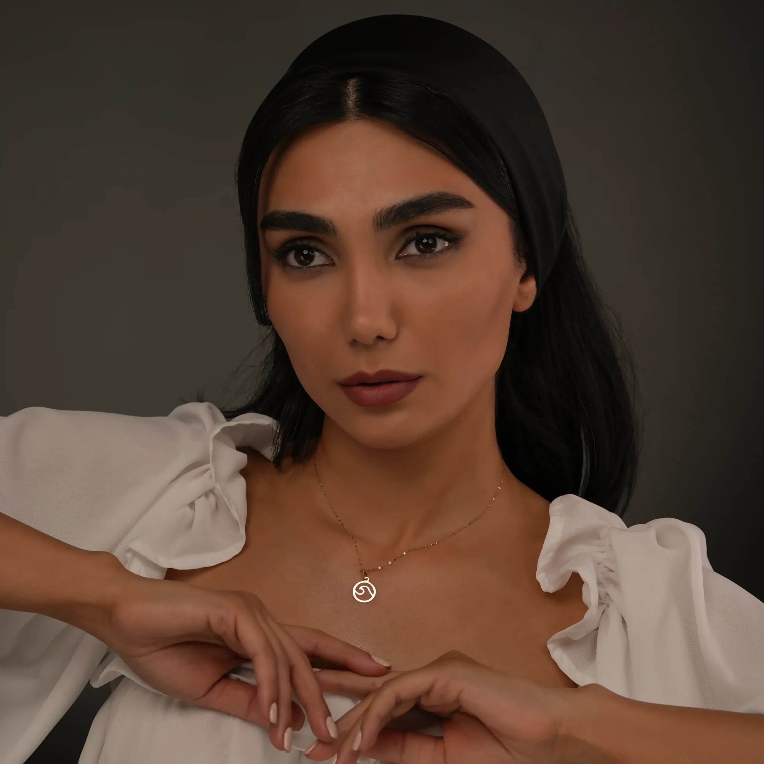 گردنبند موج — تصویر ۲