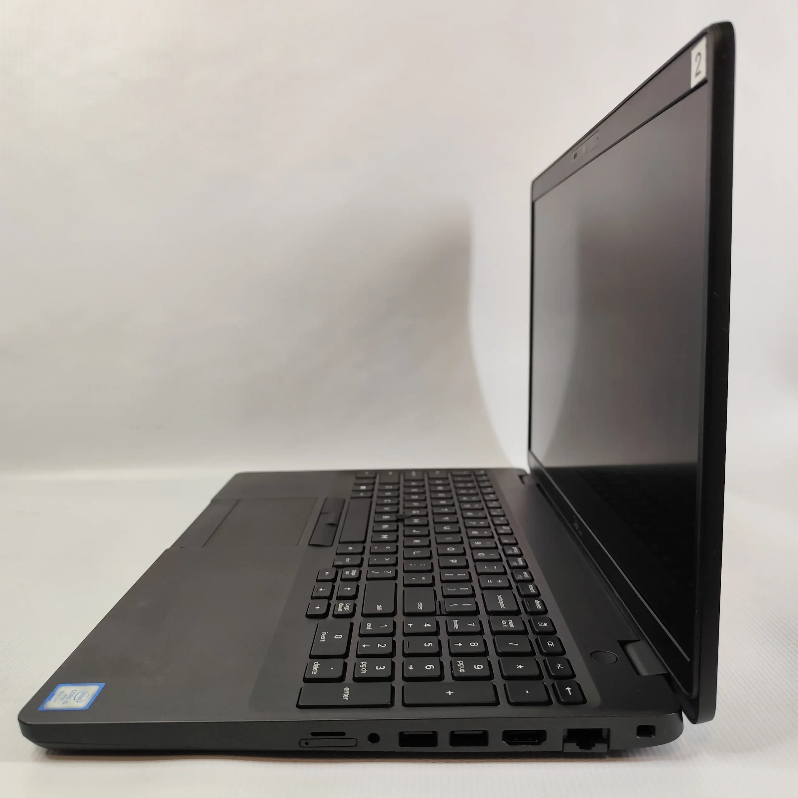 لپ تاپ Dell Latitude 5500 پردازنده i7 نسل 8 گرافیک 2Gرم 8 هارد 256 — تصویر ۵