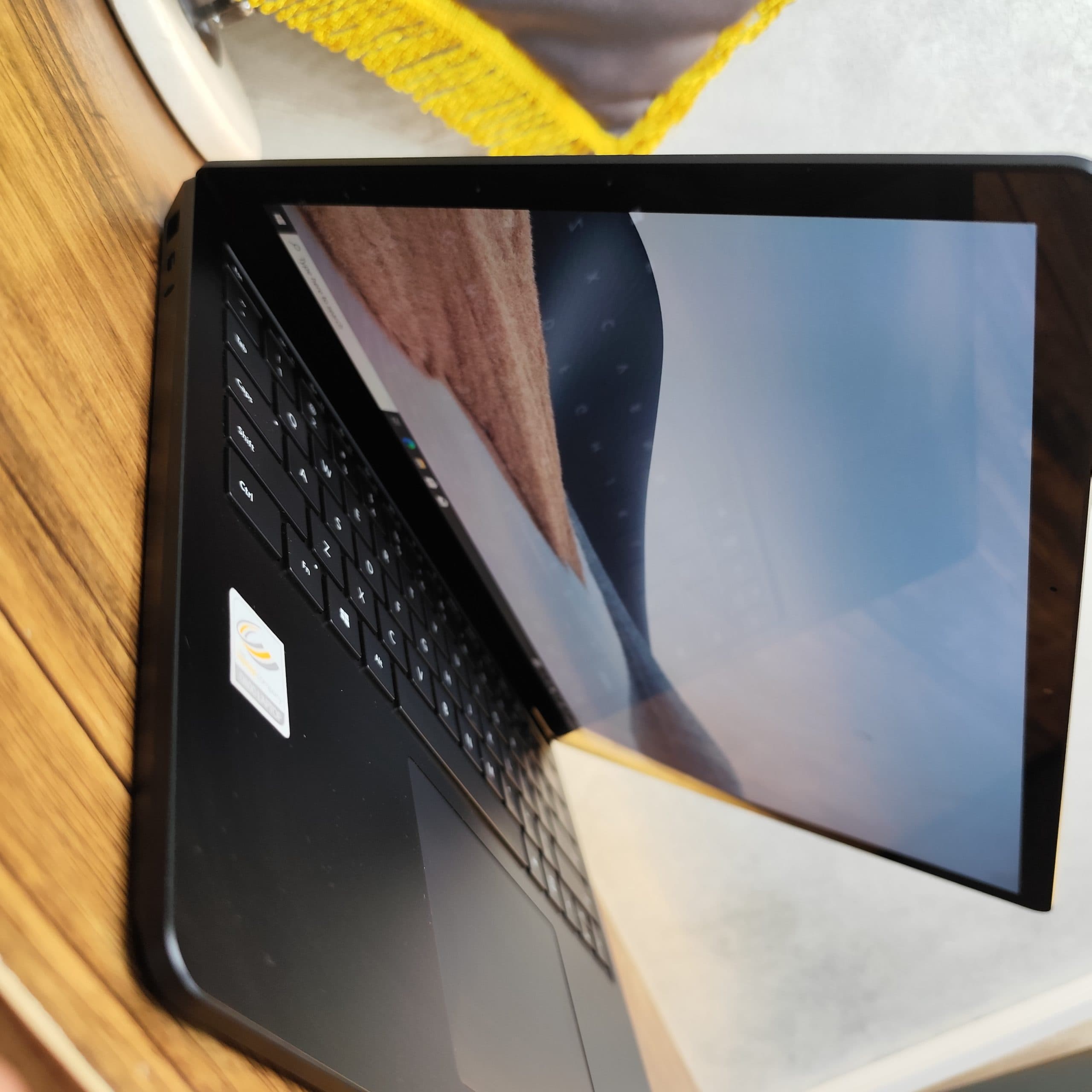 لپ تاپ Surface laptop4 پردازنده i7 نسل 11 رم 16 — تصویر ۴