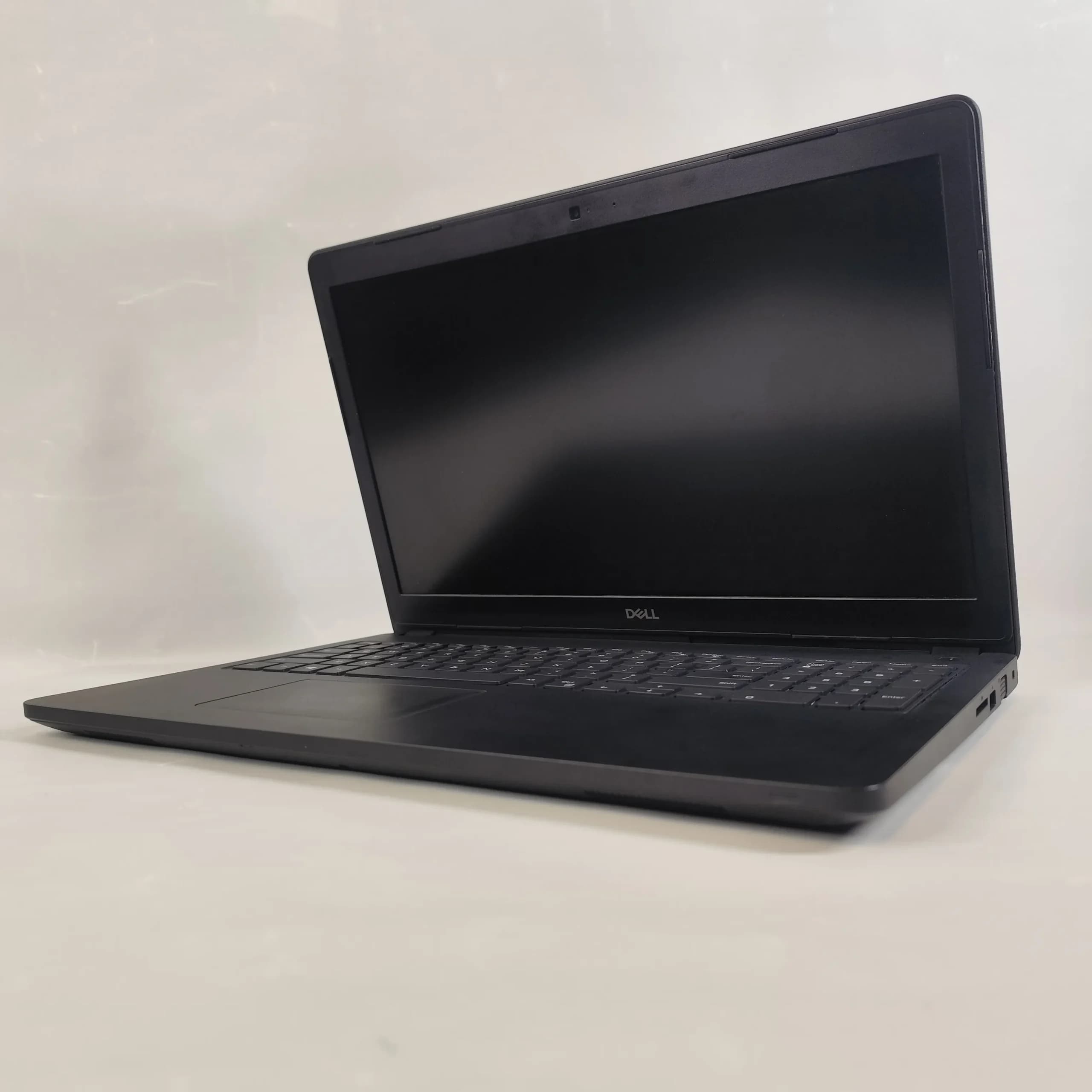لپ تاپ DELL Latitude 3590 پردازنده Corei5 نسل8 — تصویر ۸