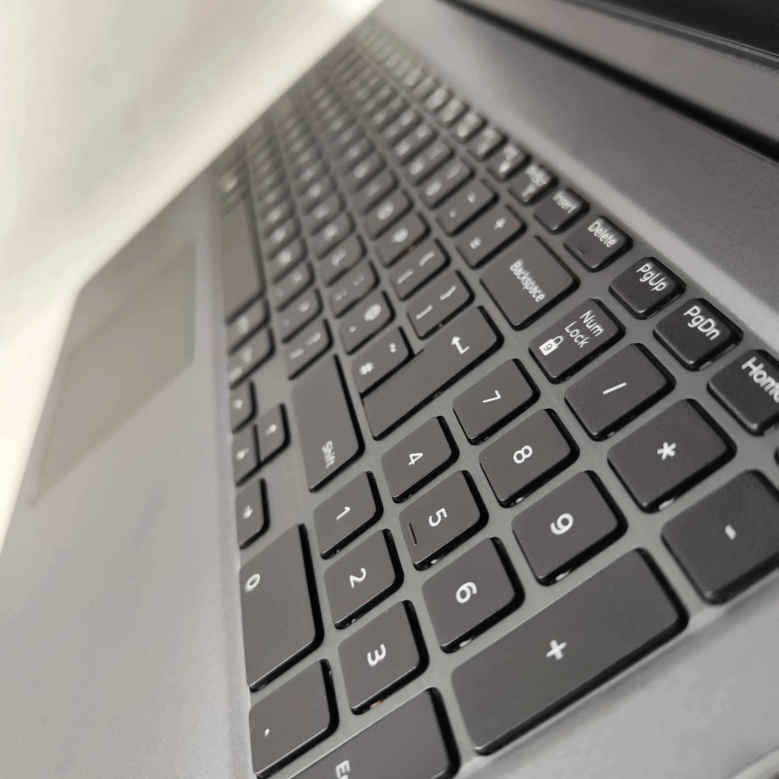 لپ تاپ Dell Vostro 5568 پردازنده Corei5 نسل 7 — تصویر ۸