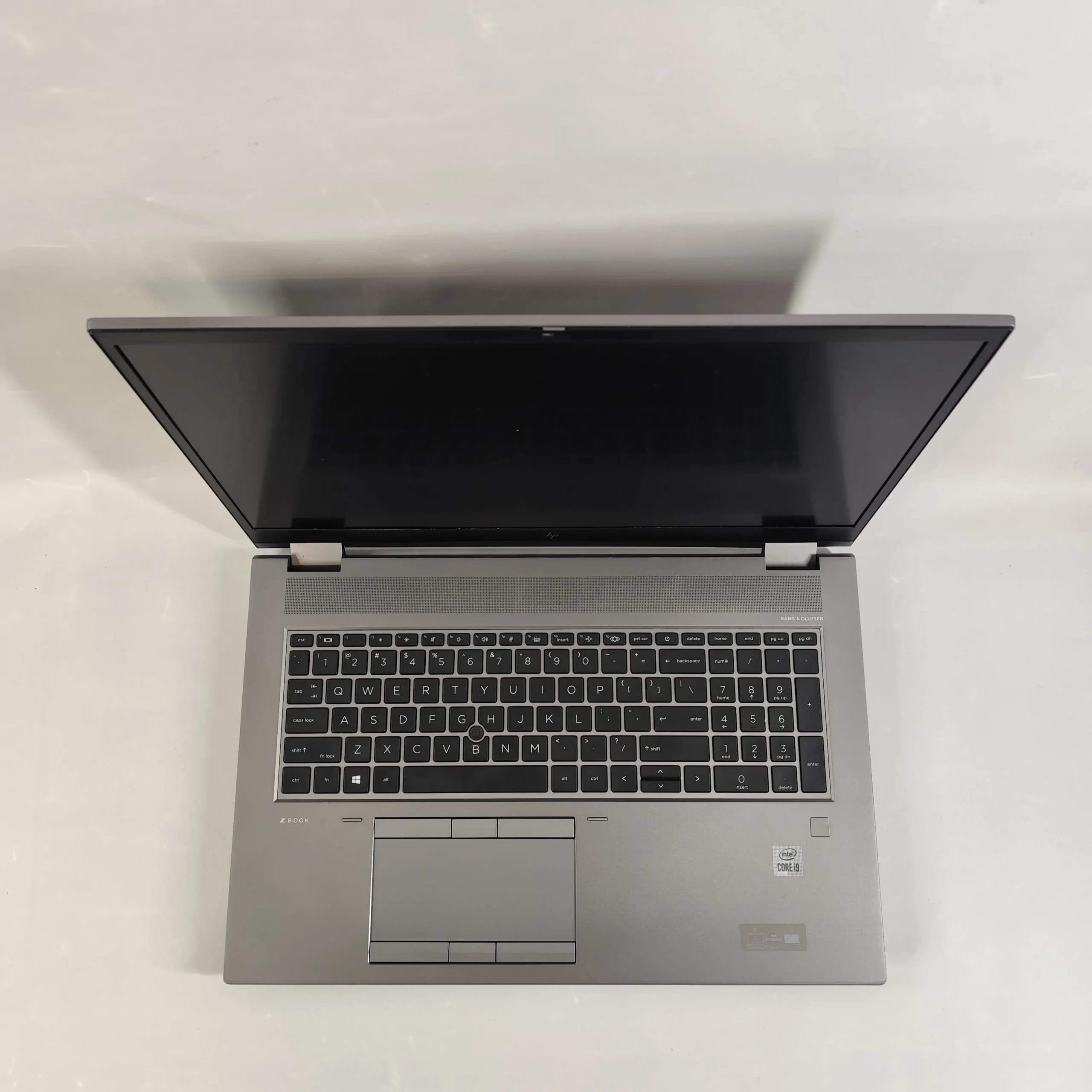 لپ تاپ HP Zbook fury 17 G7 پردازنده i9 نسل 10 گرافیک 6G رم32 هارد 512 — تصویر ۶