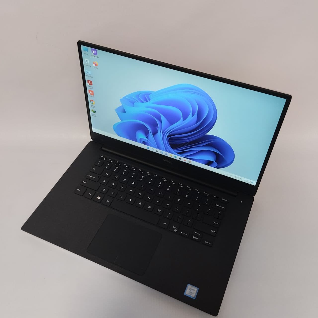 لپ تاپ Dell Precision 5540 Corei7H نسل9 گرافیک4G