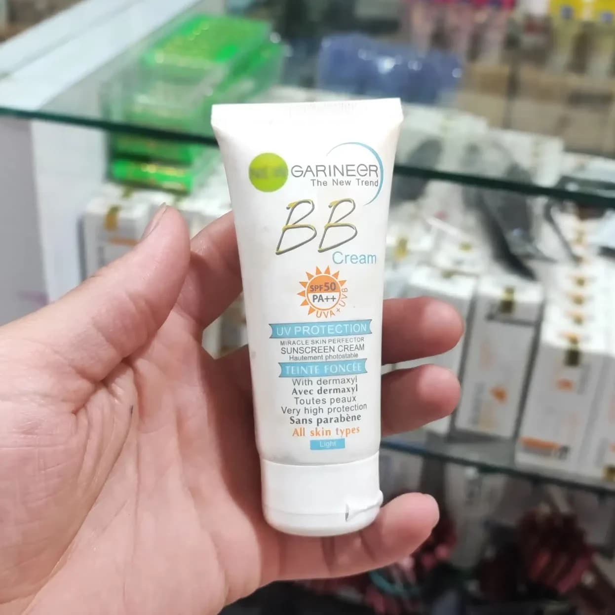 بیبی کرم گارنیر SPF 50++ ضد آفتاب رنگی مناسب همه پوستها — تصویر ۴