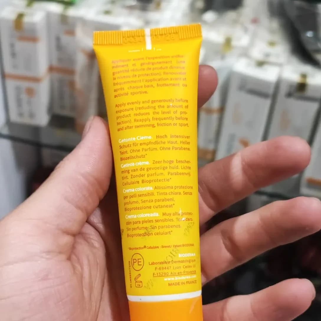 کرم ضد آفتاب بیودرما فتودرم مکس SPF 100+ حجم 40میل — تصویر ۳