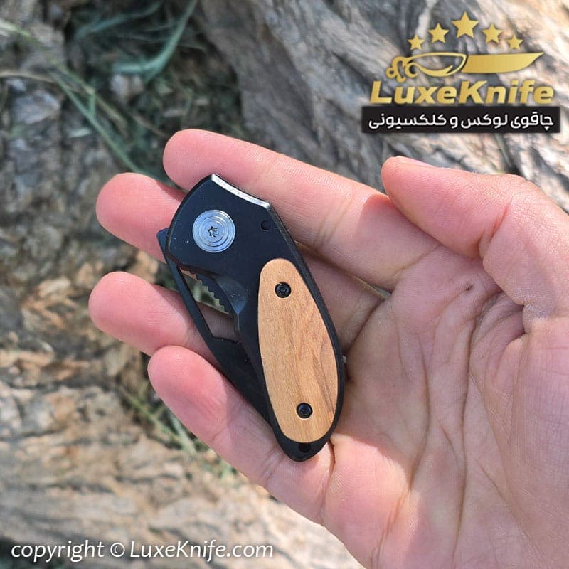 چاقوی بوکر مینی پلاس A1 دسته چوبی — تصویر ۲