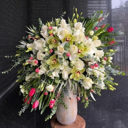 گل و هدیه برای زادروز بروس لی pe567