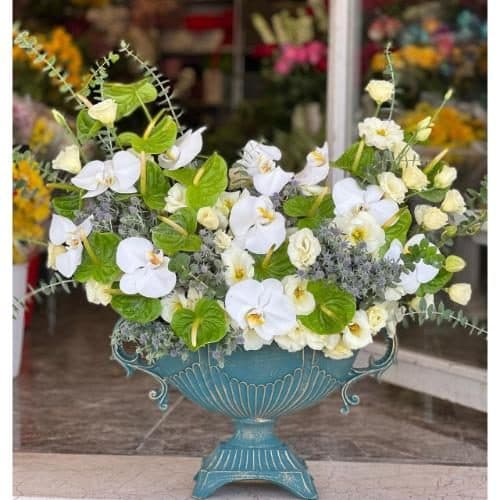 گل و هدیه برای بهمن روز جشن بهمن‌گان pe551