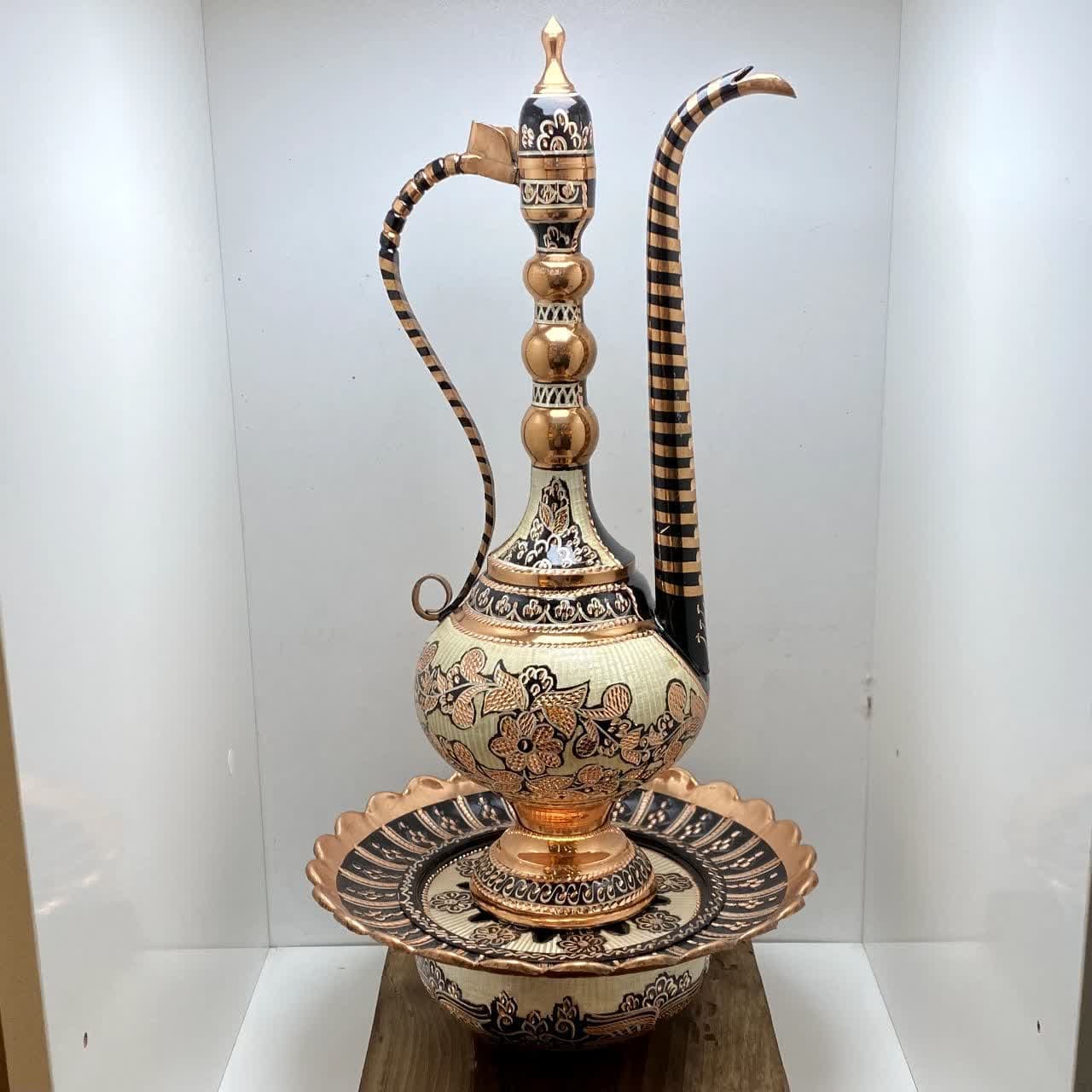 آفتابه لگن مسی نقره کوب — تصویر ۸
