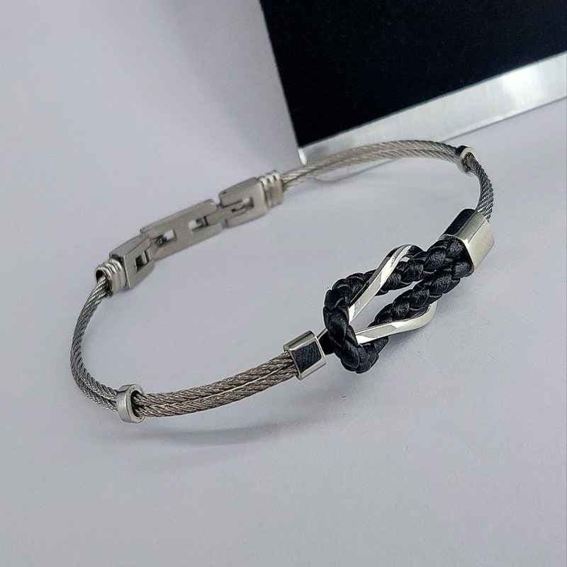 دستبند بنگل امگا فرد با چرم