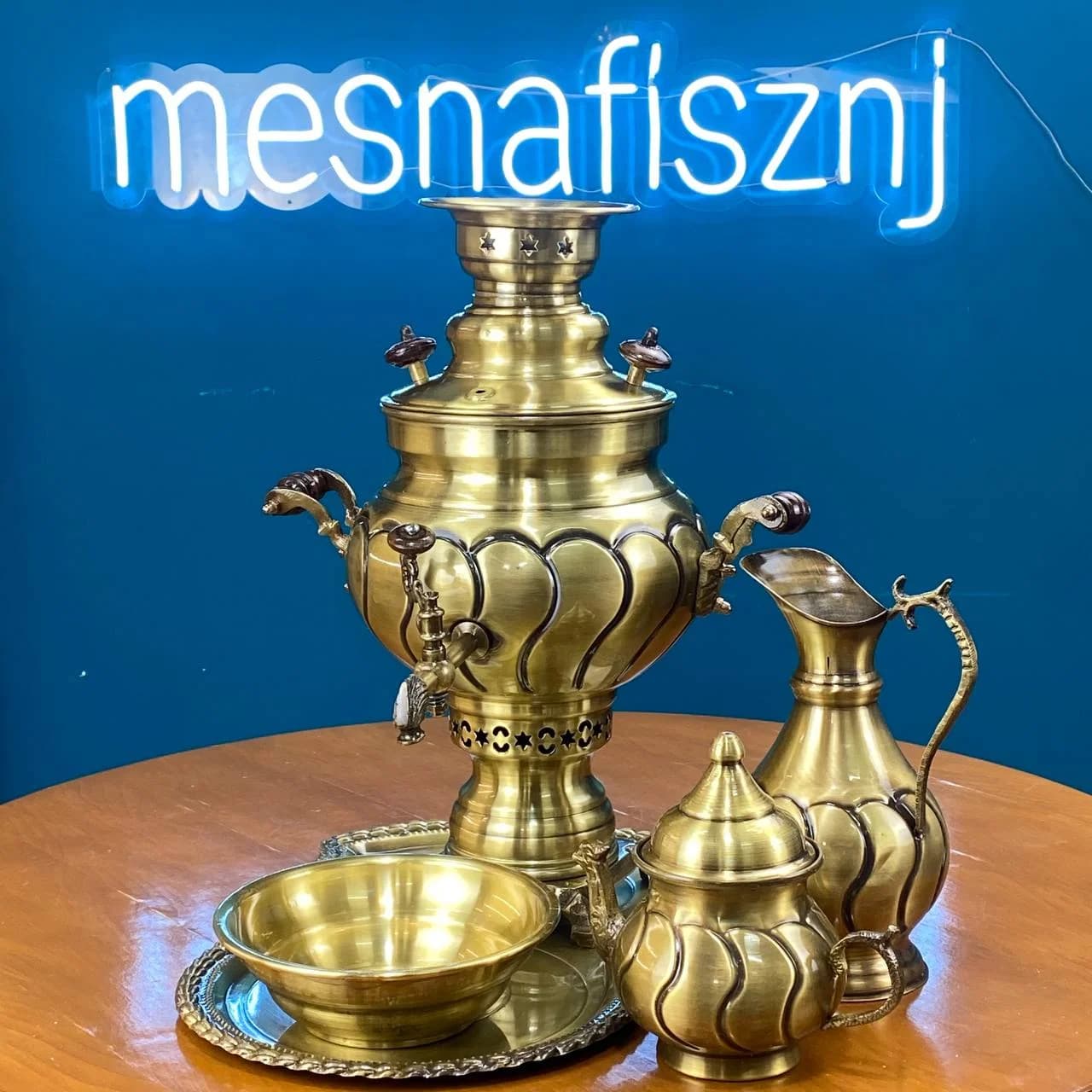 سماور برنجی ذغالی با سرویس کامل