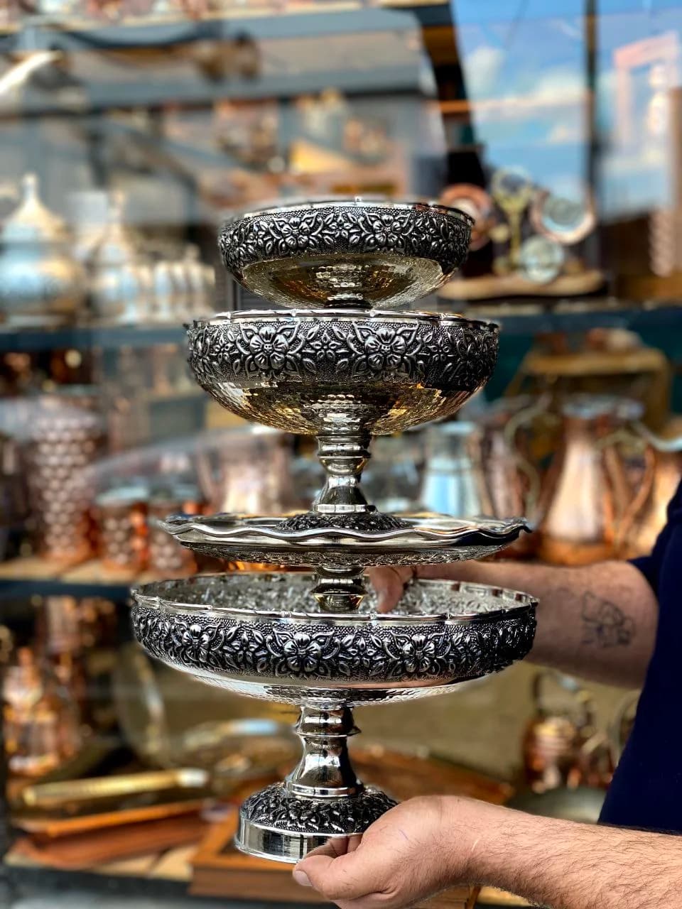 سرویس پذیرایی مسی گلبرگ نرگس با آبکاری کروم — تصویر ۲