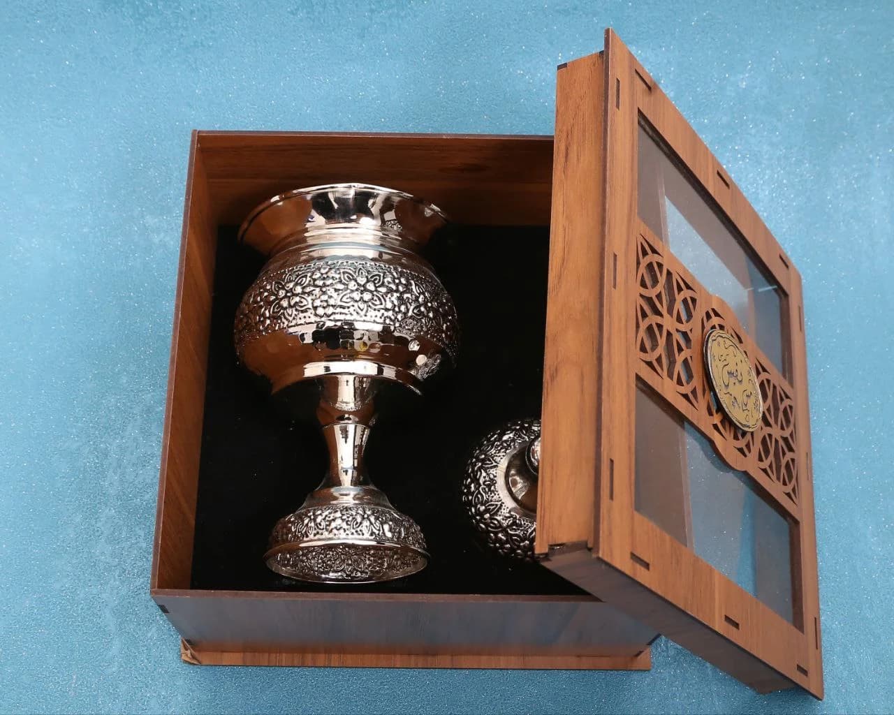 کادویی مسی قندان مسی با جعبه چوبی — تصویر ۳