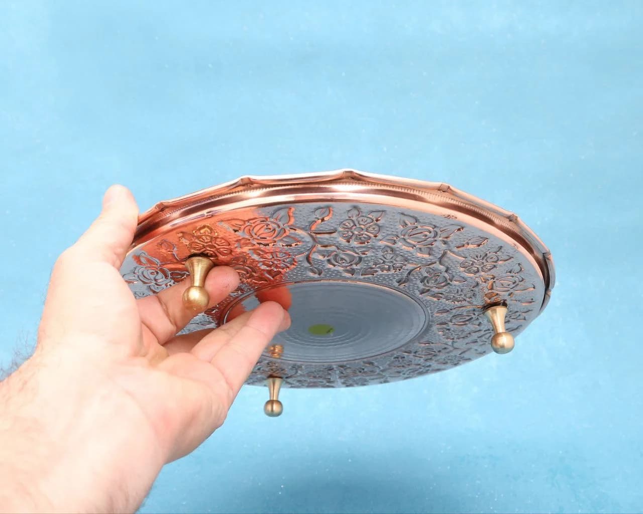 سرویس پذیرایی مسی پایه دار سزار — تصویر ۴