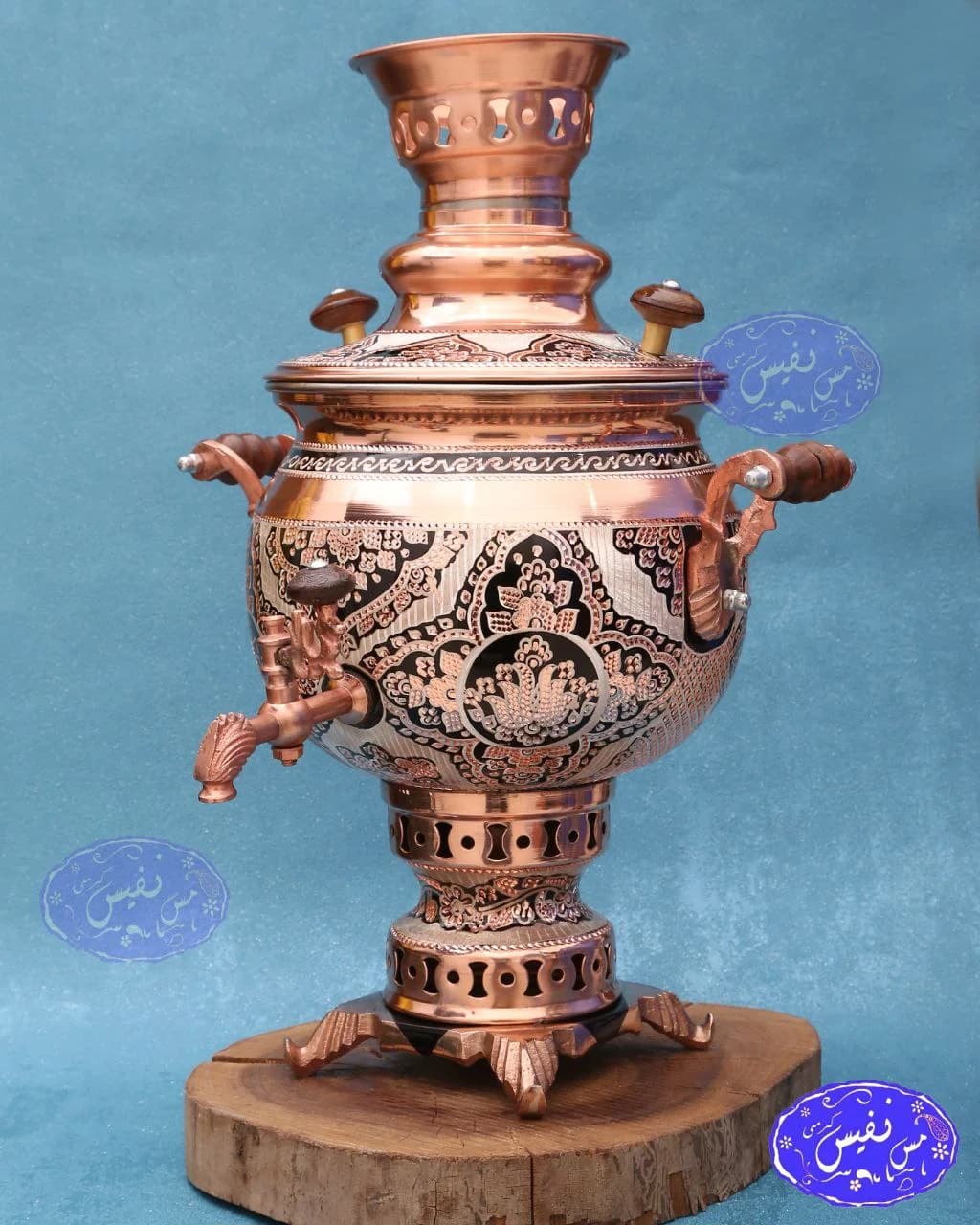 سماور ذغالی مسی نقره کوب — تصویر ۲