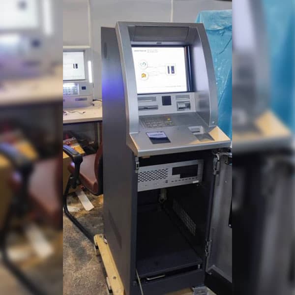 دستگاه خودپرداز سالنی wincor 1500 — تصویر ۴