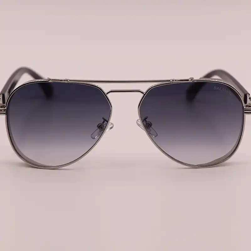 عینک آفتابی زنانه مردانه برند BALMAIN مدل 23207 — تصویر ۷