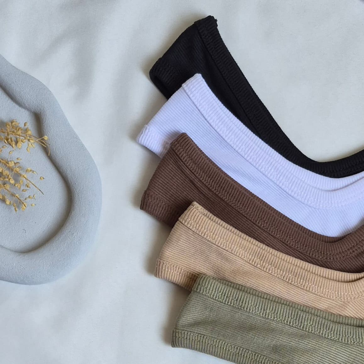 کراپ زنانه یقه خشتی کبریتی کشی مناسب سایز ۳۶ تا ۴۴ | دلسامه — تصویر ۳